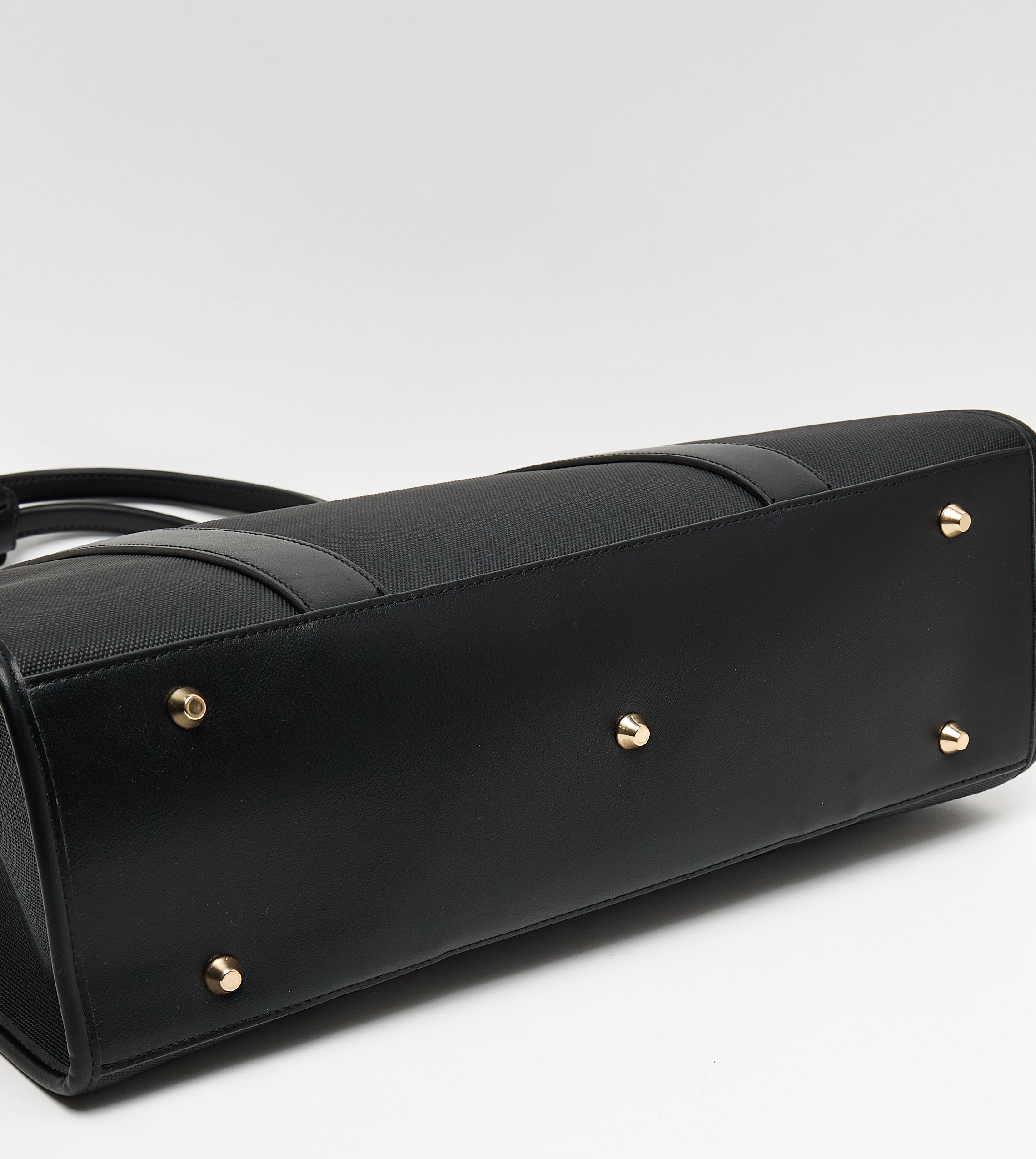 906606-3 Black Women's Tote Bag