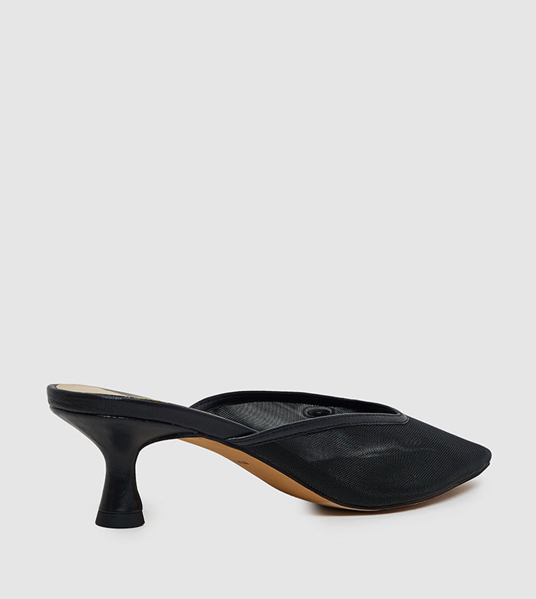 CLEO ONYX FLAT SANDALS