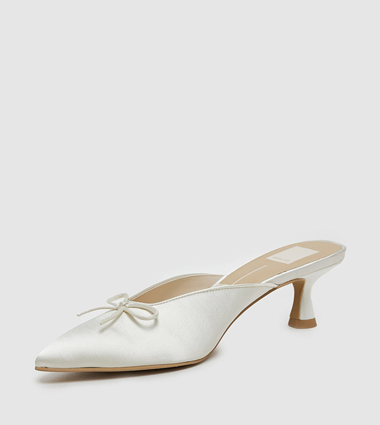 CLEO OFF WHITE FLAT SANDALS