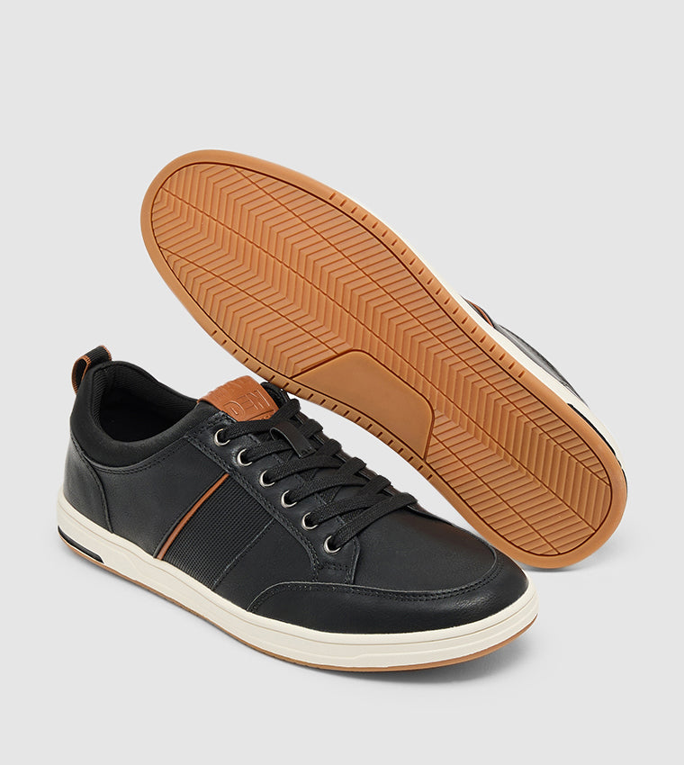 Mblynkk Men's Black Sneakers