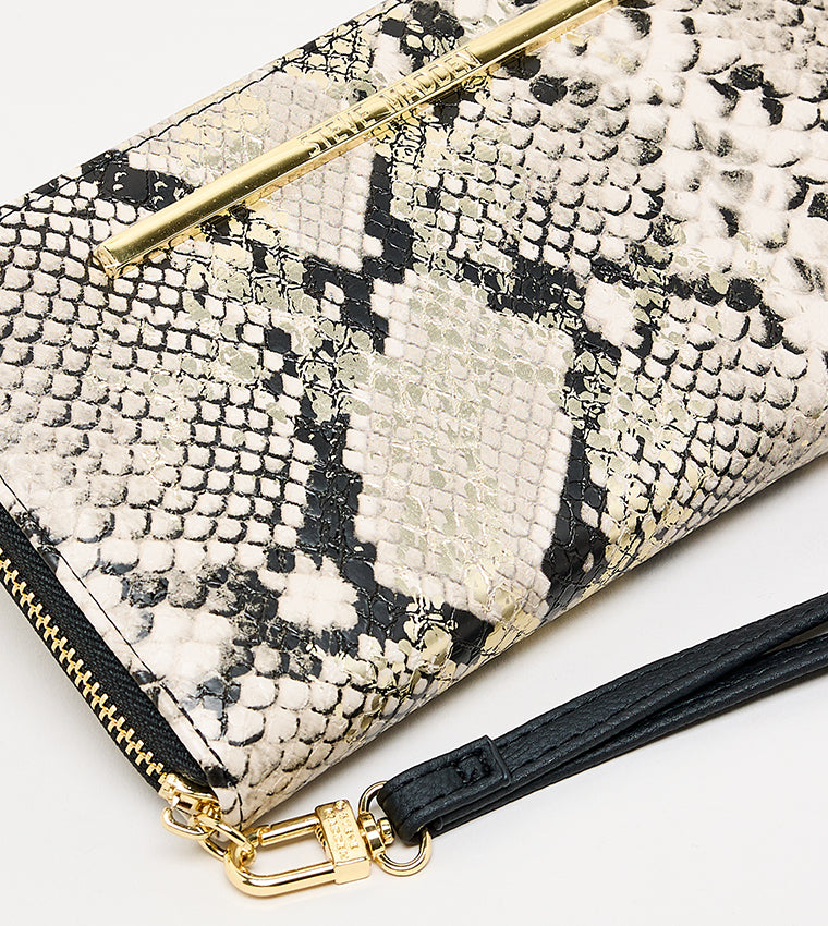 Bzippy Printed Women's Multi Wallet - view 3