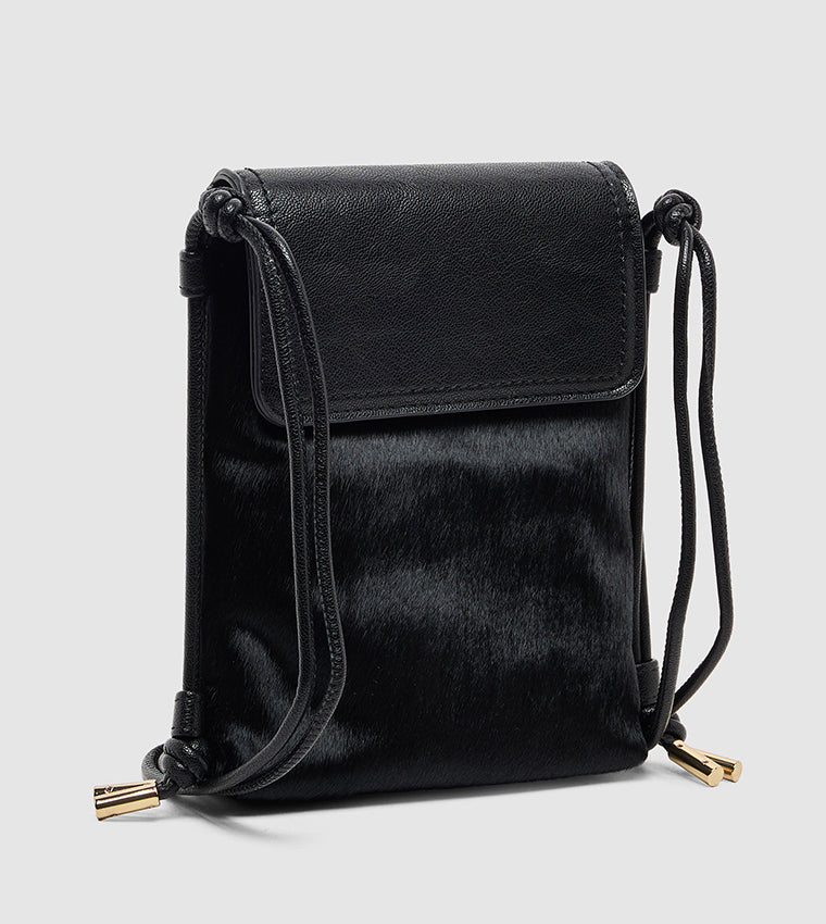 KYRA BLACK CROSSBODY