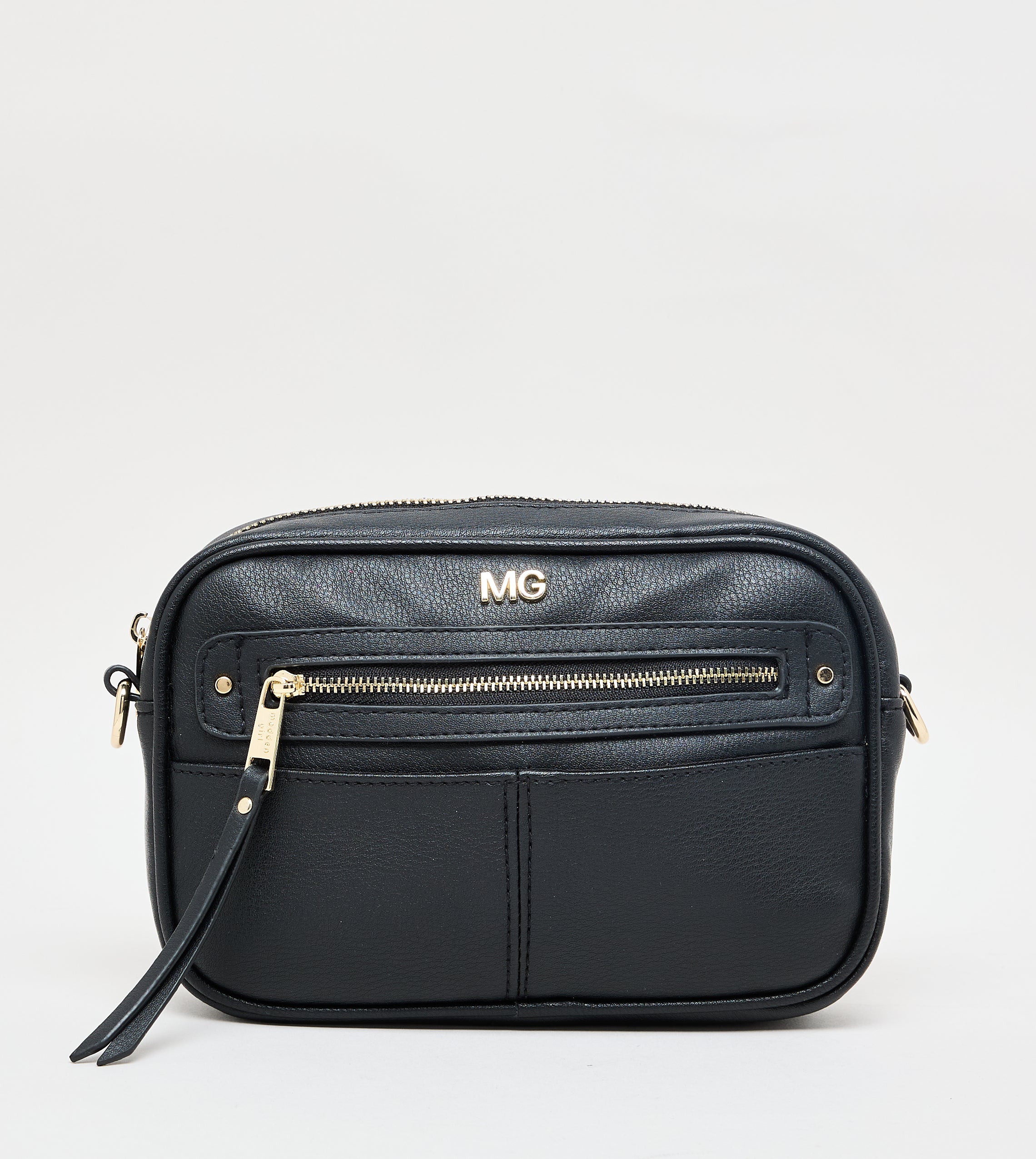 MG243161 BLACK