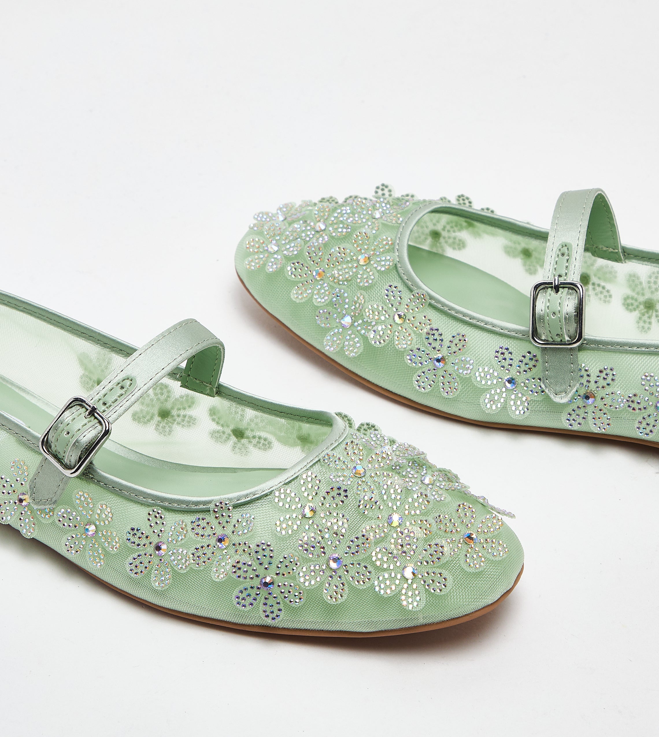 Wildlife Women's Green Ballet Flats - view 6