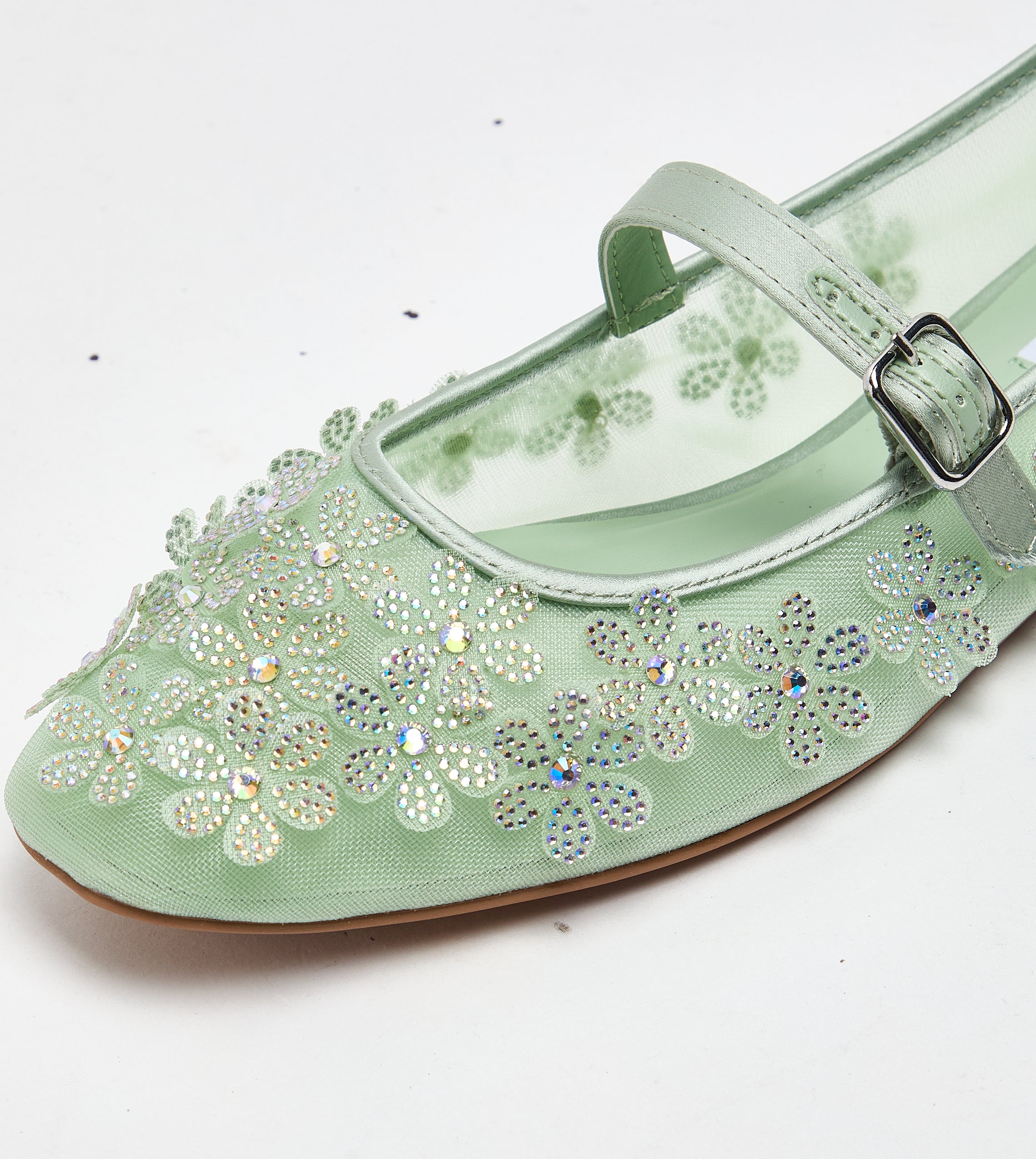 Wildlife Women's Green Ballet Flats - view 2