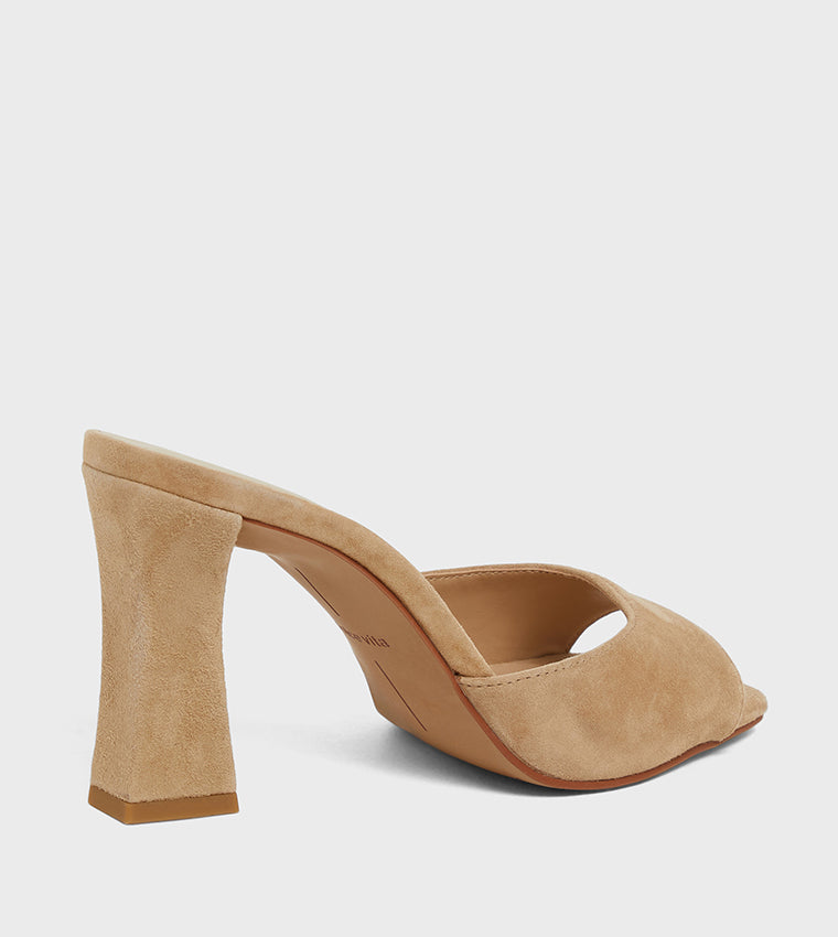 Thamid Camel Women's Flat Sandals - view 3