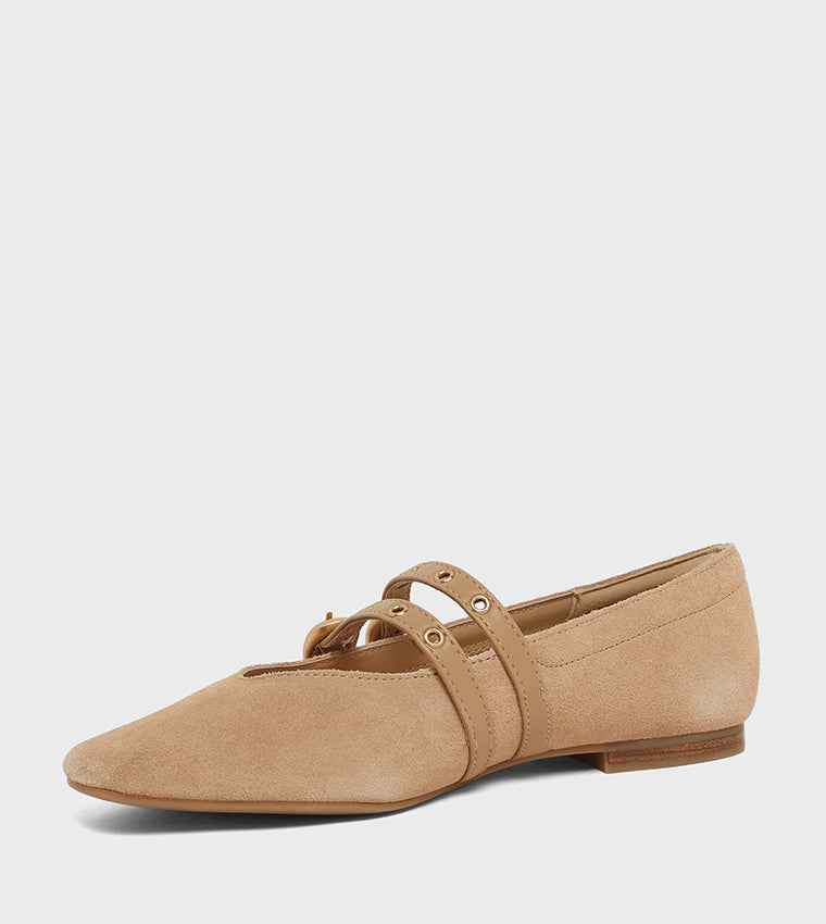 Arista Grommet Camel Women's Flat Sandals - view 2