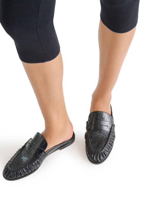 Betzy Midnight Women's Flats