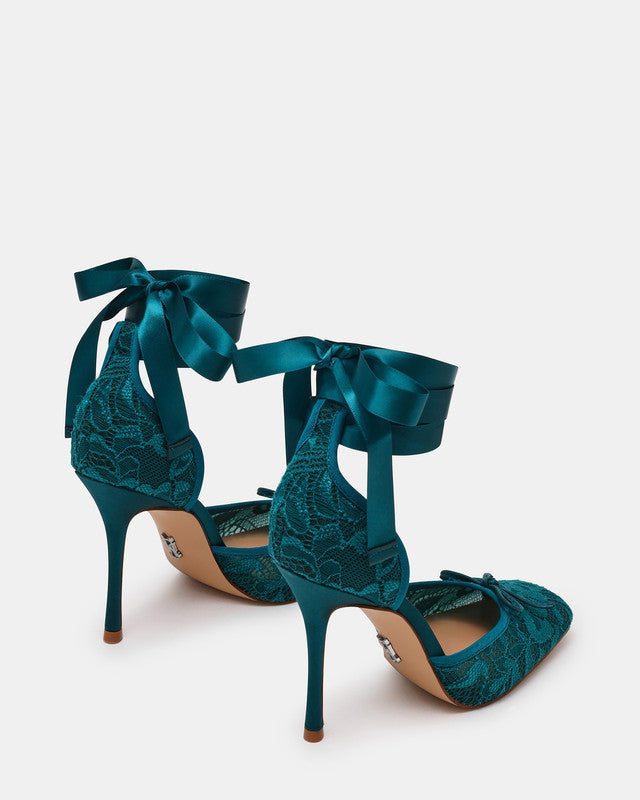 Steve Madden Larina Til Women's Teal Lace Pumps - pair three-quarter view