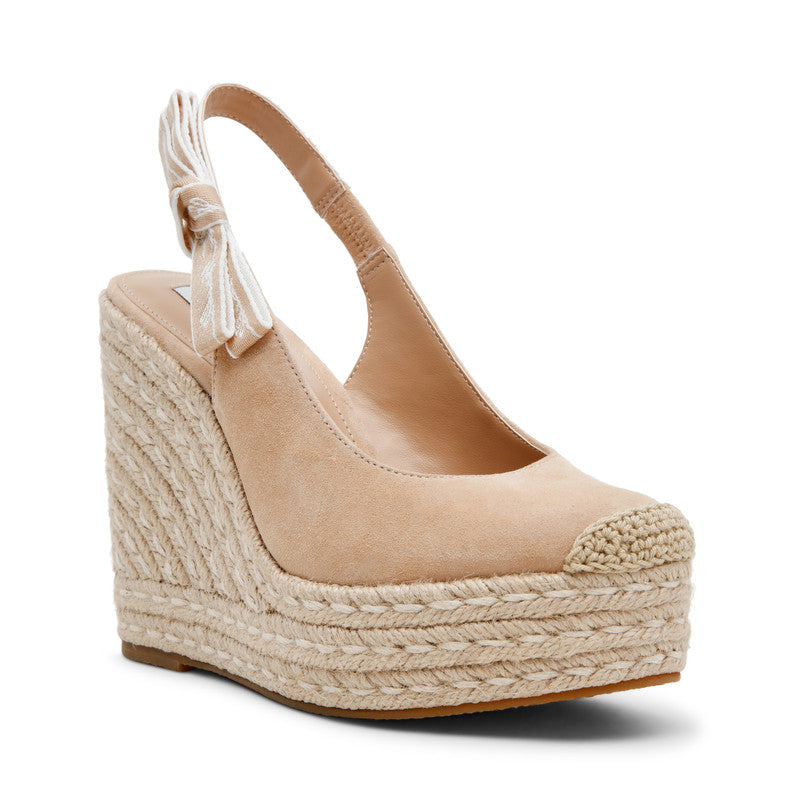Demmi Women Cream Wedges