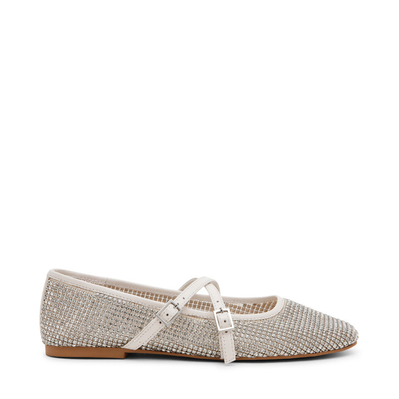 Watchlist Women's Cream Loafers & Mocassins