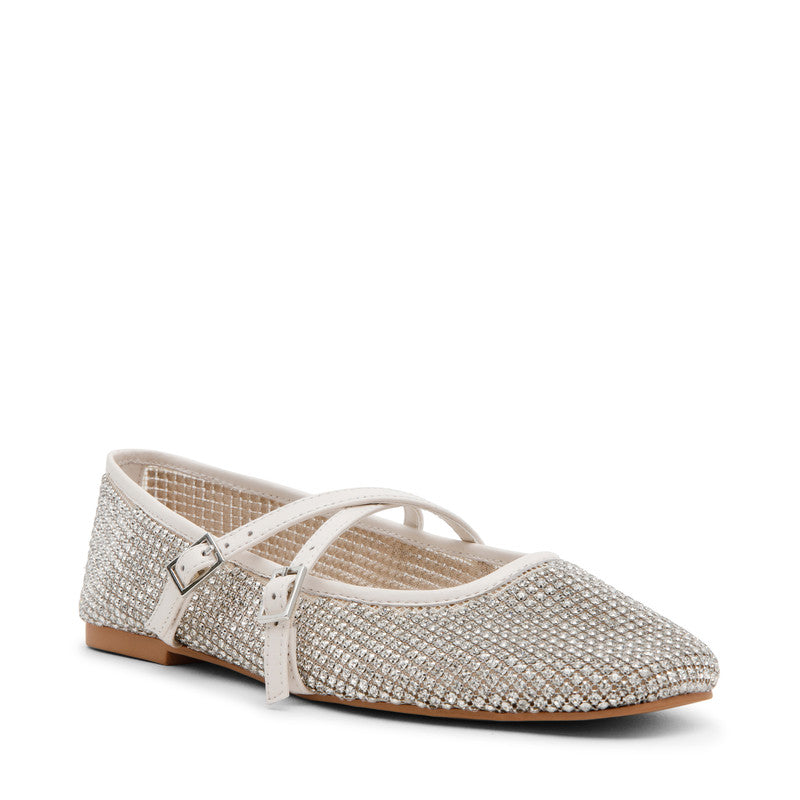 Watchlist Women's Cream Loafers & Mocassins