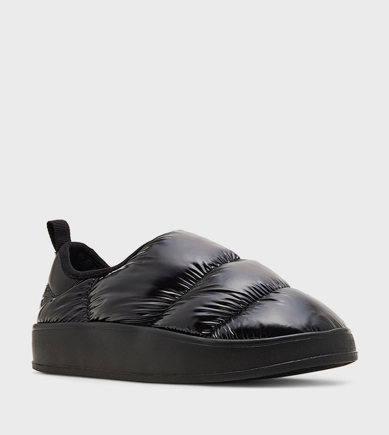 COMFY BLACK