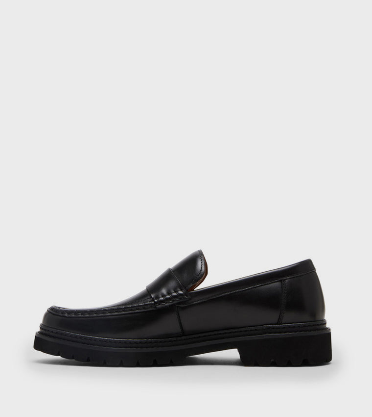 Bradner-o Black Leather Men's Formal Slip-On Shoes - view 3